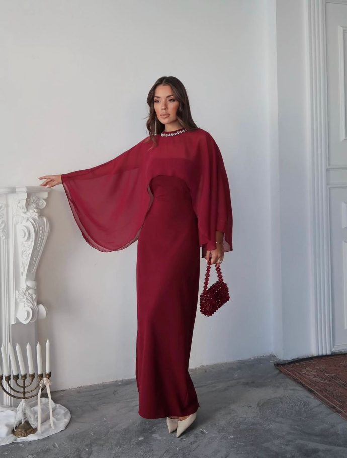 Robe Enchanted bordeau