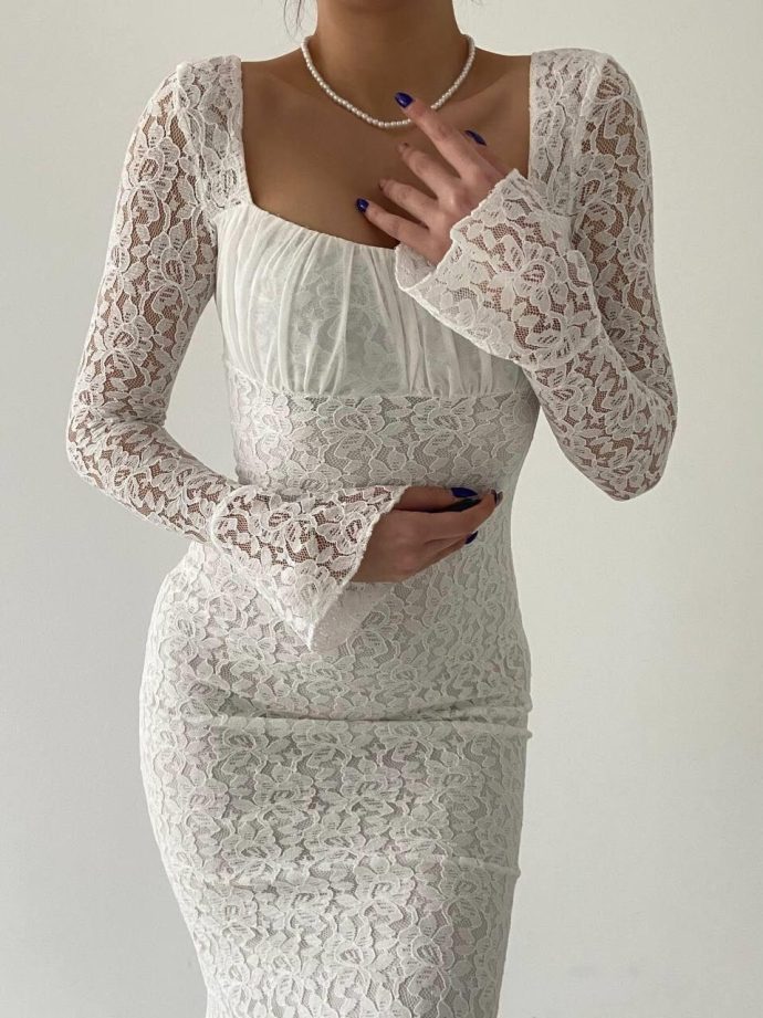 Vanilla cake dentelle dress – Image 3