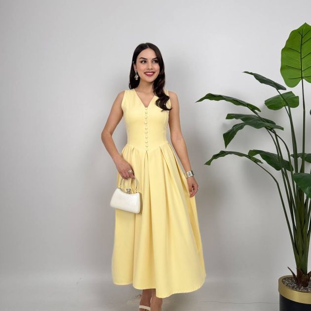 Swan dress in butter yellow