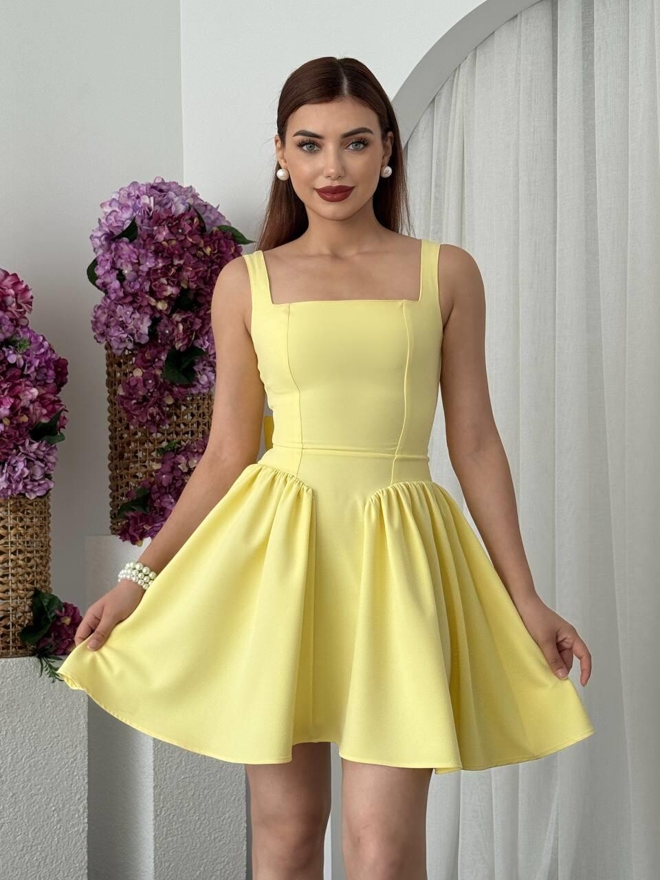 Flora dress in butter yellow