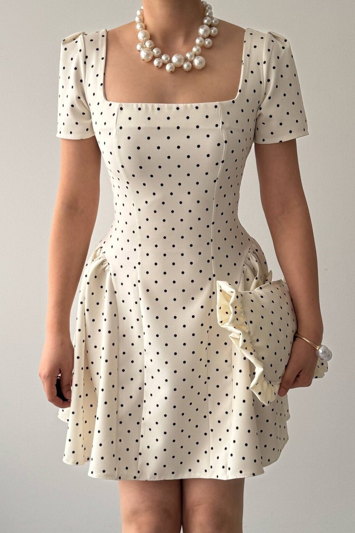 Cinderella mini off white dress – Image 2